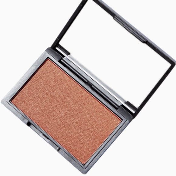 NWT Phase Zero Making Moves Blusher - Picture 3 of 4